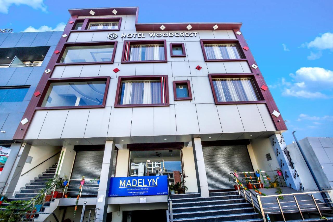 Hotel Woodcrest Zirakpur - Best Family Hotel By - A Unit Of Sidham Group Exterior photo